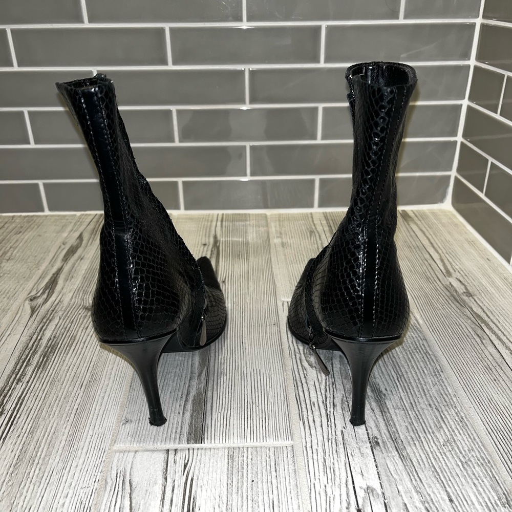 Linea Paolo black leather pointed toe bootie size 8.5 - Picture 3 of 14